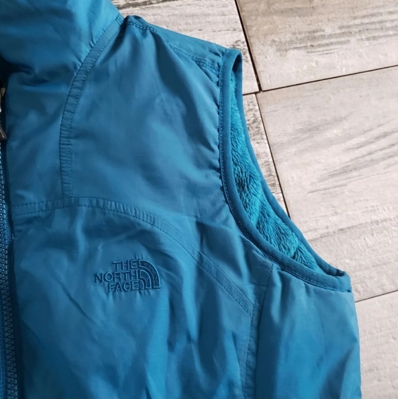 The North Face Reversible Vest - Picture 5 of 7